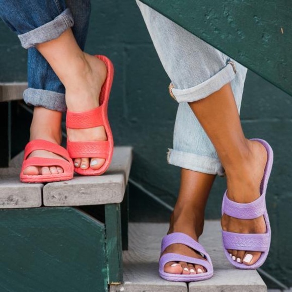 New Lilac Purple Waterproof Slip On Sandals - Picture 2 of 3